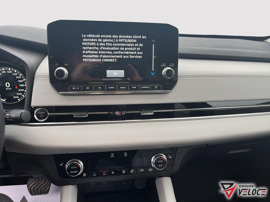 2025 Mitsubishi Outlander Plug-In Hybrid *GT  CUIR TOIT PANO*-8