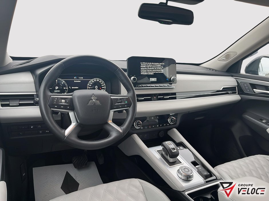 2025 Mitsubishi Outlander Plug-In Hybrid *GT  CUIR TOIT PANO*-6
