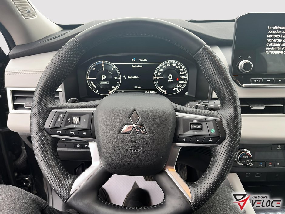 2025 Mitsubishi Outlander Plug-In Hybrid *GT  CUIR TOIT PANO*-7