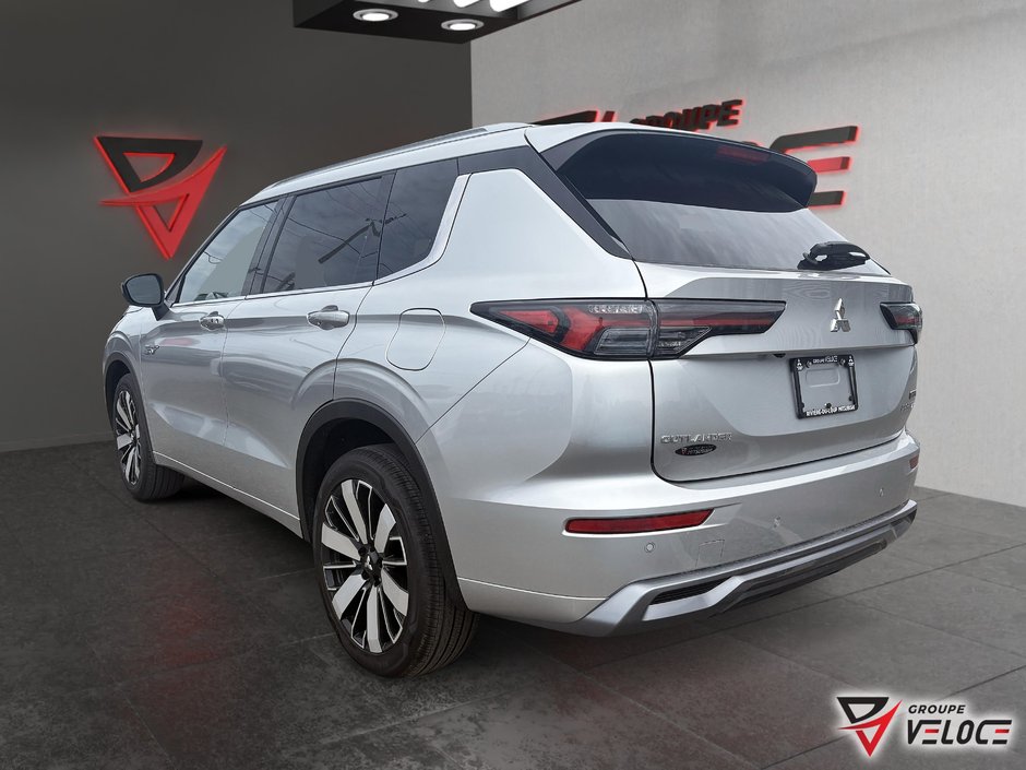 2026 Mitsubishi Outlander Plug-In Hybrid GT-3