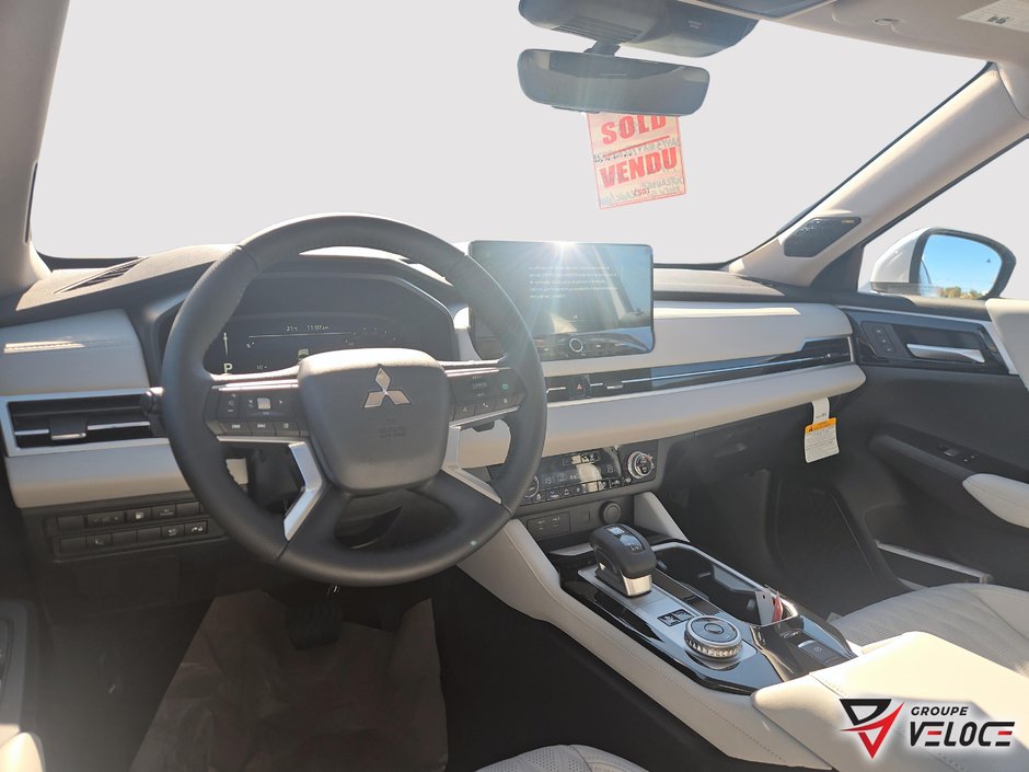 2026 Mitsubishi Outlander Plug-In Hybrid GT-5