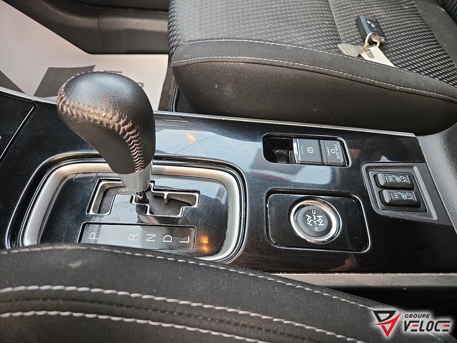 Mitsubishi Outlander SE *V6, TISSU, ÉCRAN* 2020-12