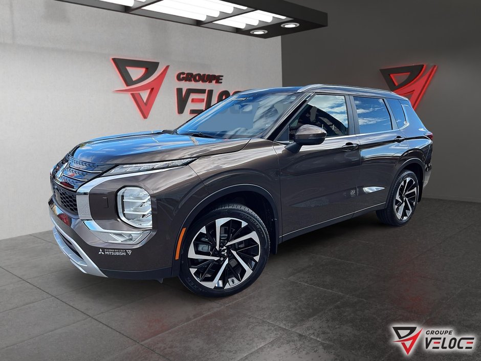 2023 Mitsubishi Outlander SEL-0