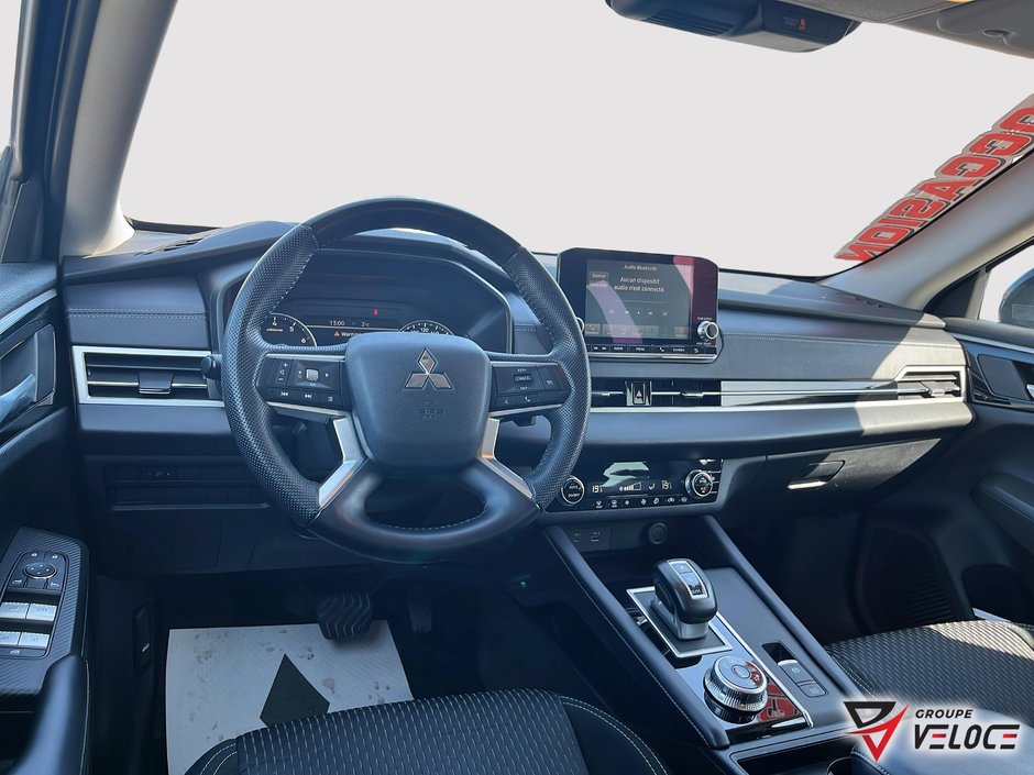 2023 Mitsubishi Outlander *ES CRUISE SIEGES CHAUFFANT*-6