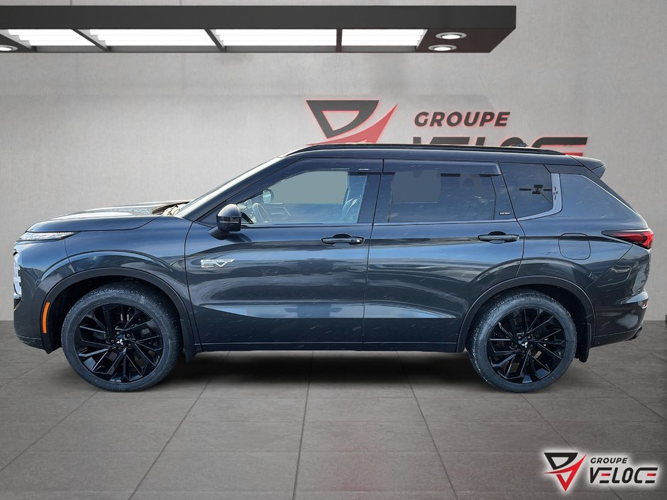 2024 Mitsubishi Outlander NOIR,CUIR SIEGES MASSANT-2