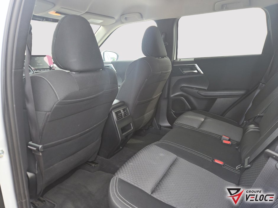 2024 Mitsubishi Outlander *ES BLUETOOTH SIEGES CHAUFFANT*-6