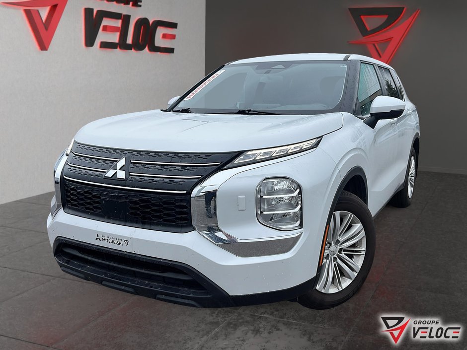 2024 Mitsubishi Outlander *ES BLUETOOTH SIEGES CHAUFFANT* in Riviere-du-Loup, Quebec