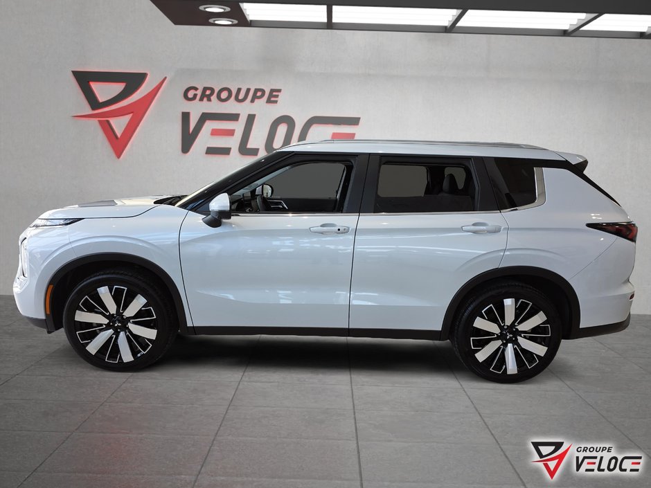 Mitsubishi Outlander SEL 2025-2