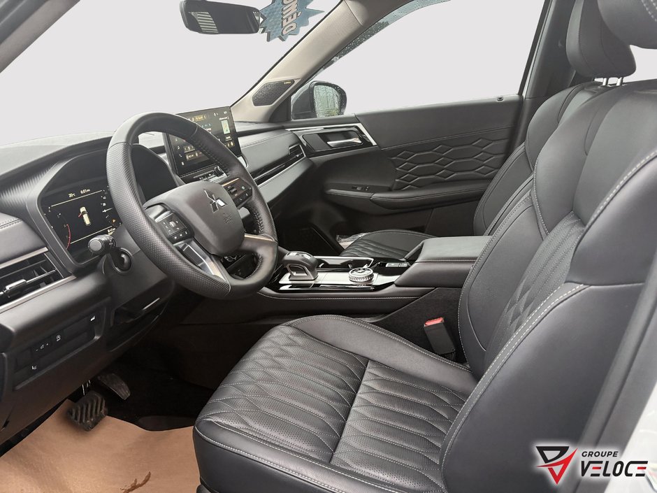 2026 Mitsubishi Outlander-5
