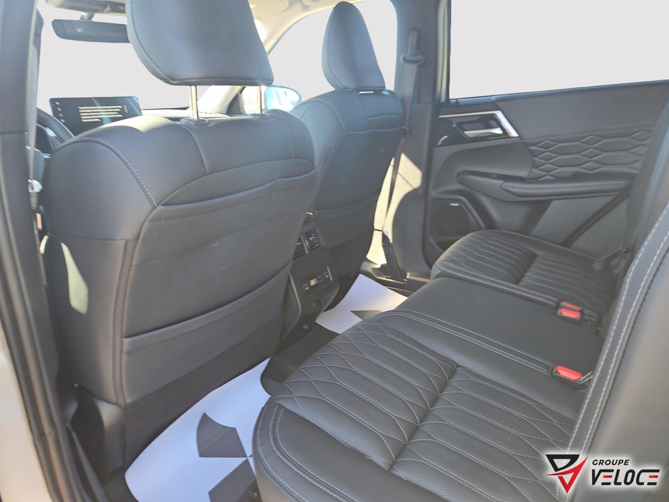 2026 Mitsubishi Outlander SEL-6