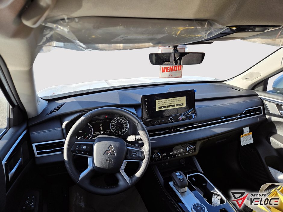 2026 Mitsubishi Outlander ES-5