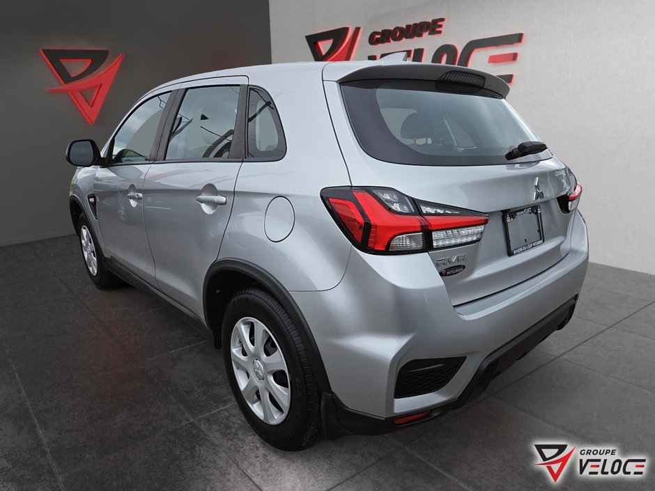 2021 Mitsubishi RVR ES *FWD, SIEGES CHAUFFANTS, ÉCRAN*-3