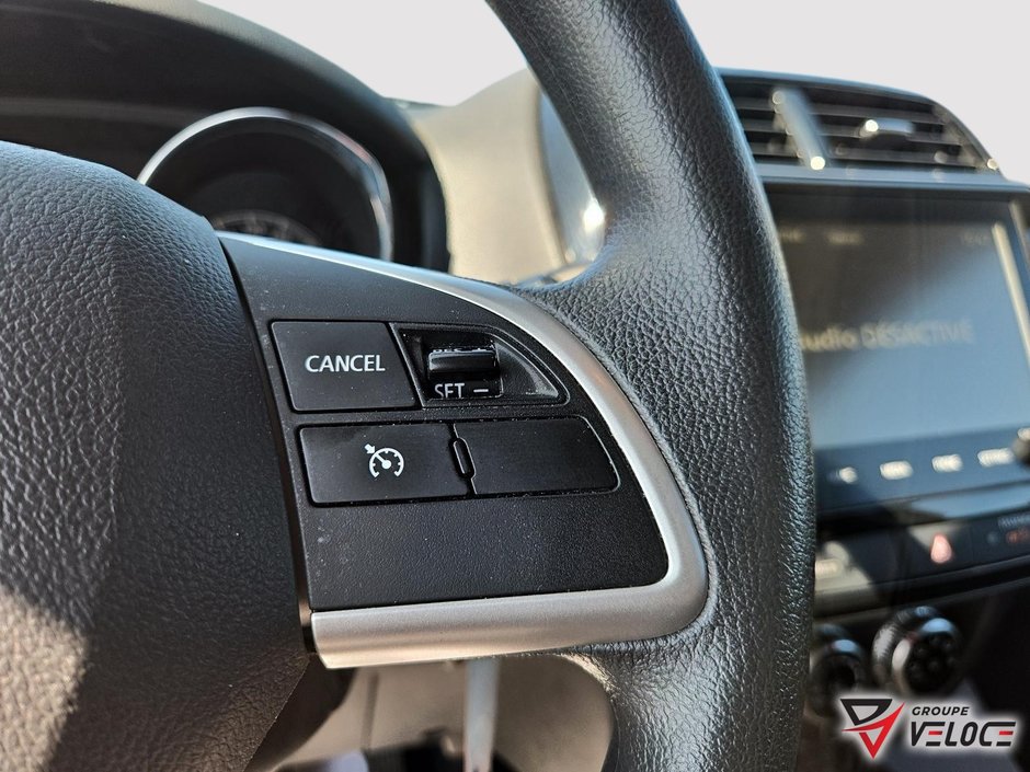 2022 Mitsubishi RVR ES *FWD, CAMÉRA DE RECUL, SIÈGES CHAUFFANTS*-11