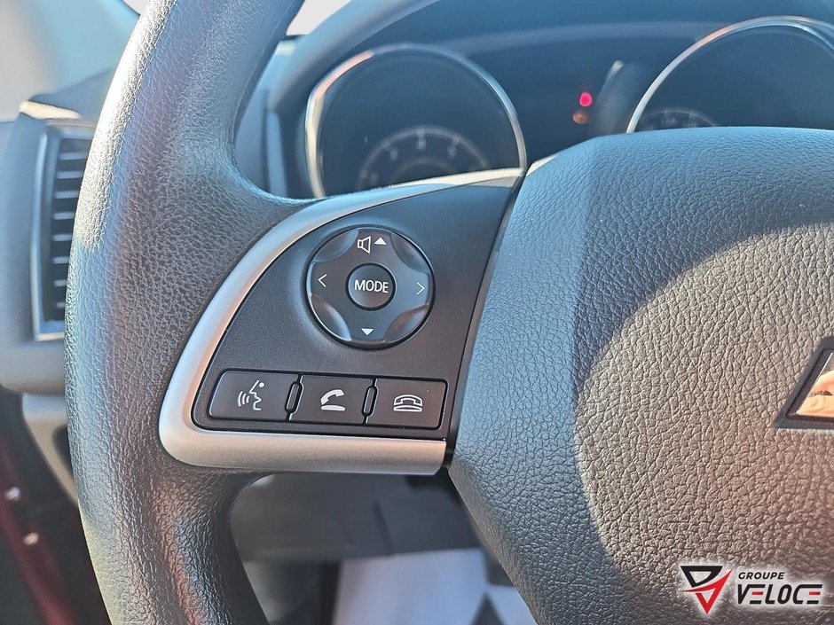 2024 Mitsubishi RVR ES *AWC, ÉCRAN, SIÈGES CHAUFFANTS*-9