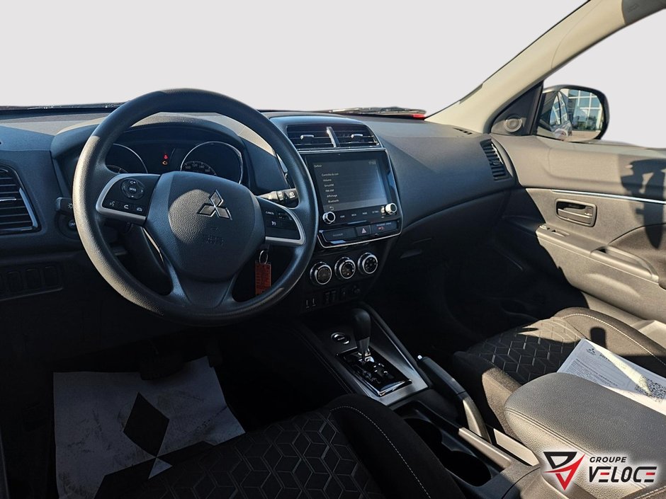 2024 Mitsubishi RVR ES *AWC, ÉCRAN, SIÈGES CHAUFFANTS*-7