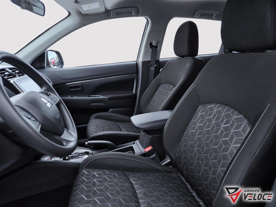 2024 Mitsubishi RVR ES *AWD, CRUISE, SIÈGES CHAUFFANTS*-8
