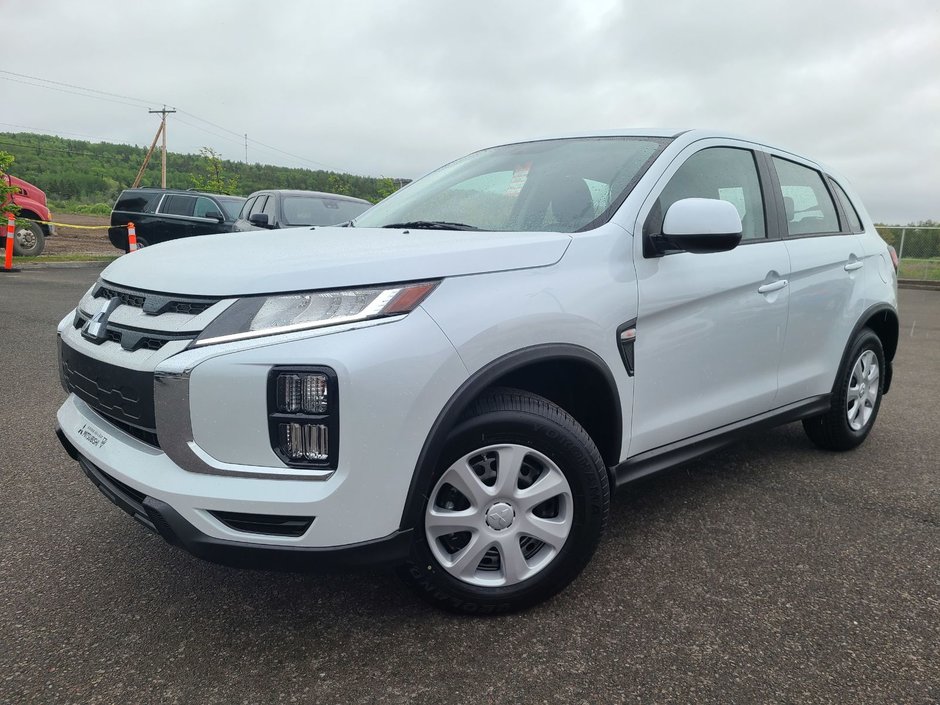 2025 Mitsubishi RVR ES in Riviere-du-Loup, Quebec