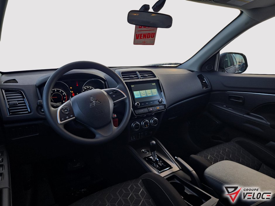 2026 Mitsubishi RVR ES-7