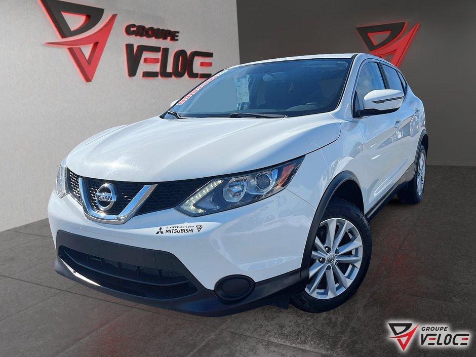 2017 Nissan Qashqai *S CRUISE AC* in Riviere-du-Loup, Quebec
