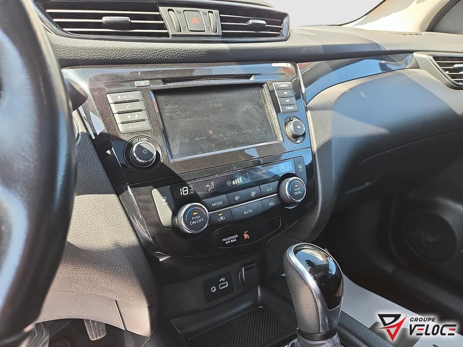 Nissan Qashqai SV *AWD, SIÈGES CHAUFFANTS, ÉCRAN* 2019-12