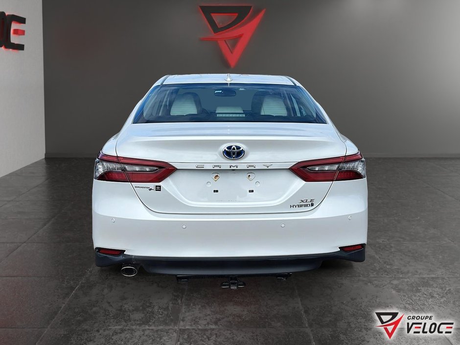 2022 Toyota Camry HYBRIDE XLE-4