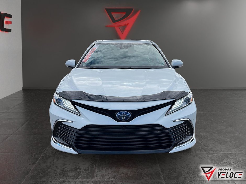 2022 Toyota Camry HYBRIDE XLE-1