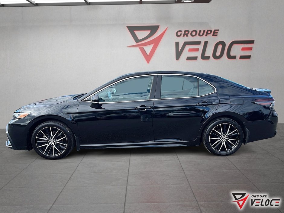2024 Toyota Camry SE-2