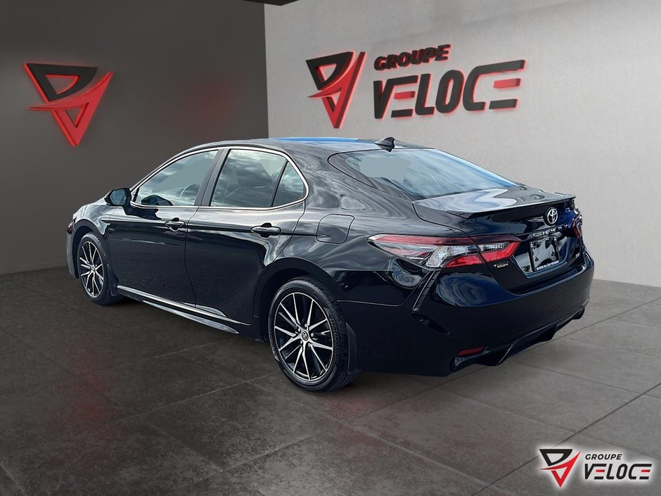 2024 Toyota Camry SE-3