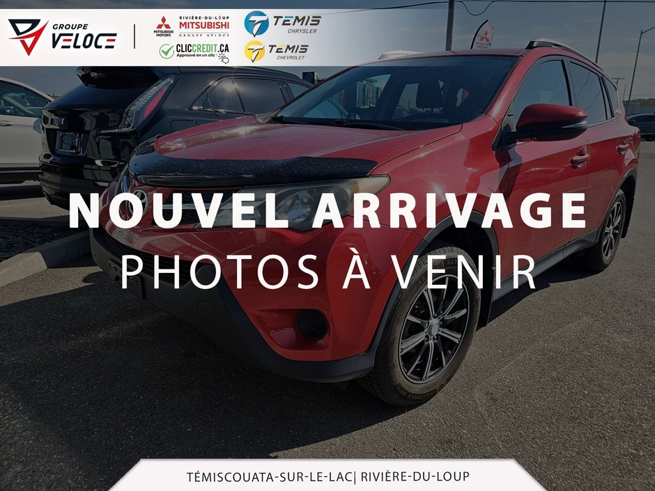 2015 Toyota RAV4 LE *AWD, SIÈGES CHAUFFANTS. TISSU* in Riviere-du-Loup, Quebec