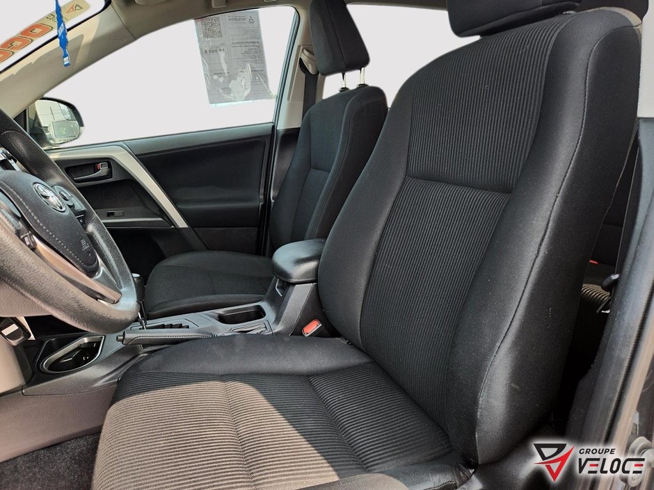 Toyota RAV4 LE *AWD, TISSU, CRUISE* 2018-8