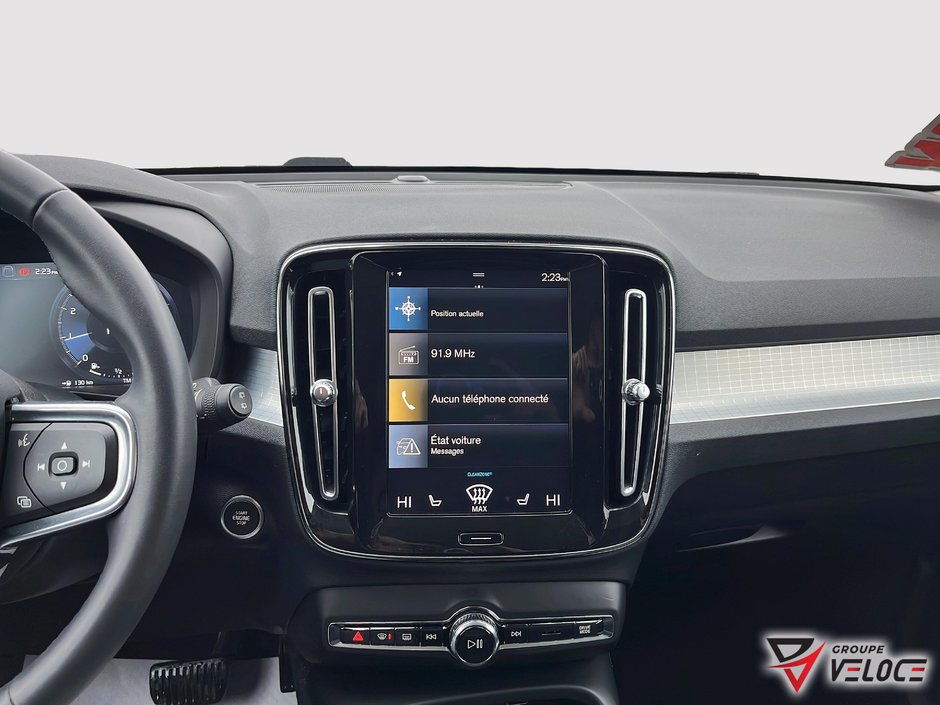 Volvo XC40 *MOMEMTUM CUIR AWD* 2022-8