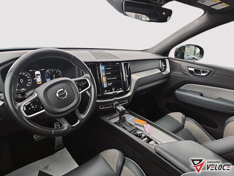 2021 Volvo XC60 R-Design *TOIT PANO, CUIR, AWD*-7