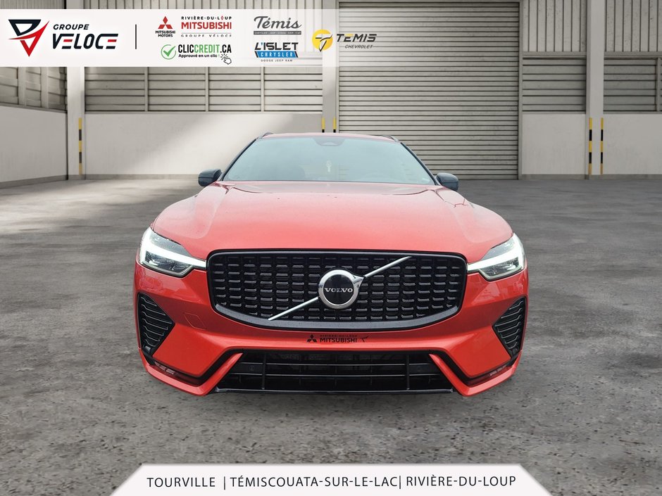 Volvo XC60 R-Design *Hybride léger, Cuir, Toit panoramique* 2022-1
