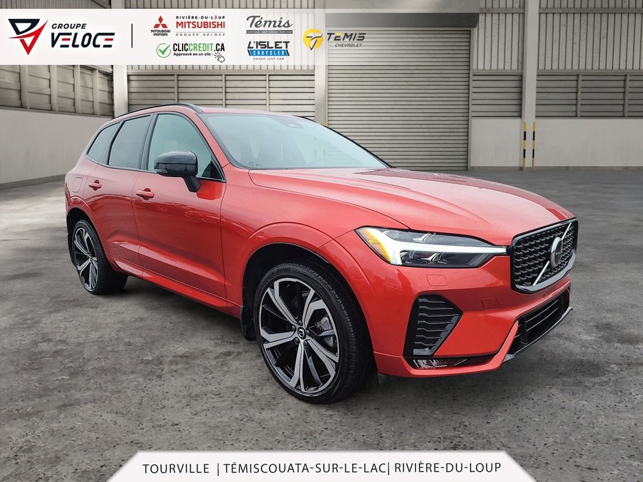Volvo XC60 R-Design *Hybride léger, Cuir, Toit panoramique* 2022-2