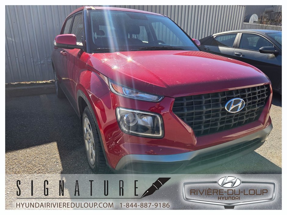 Hyundai Venue ESSENTIEL,FWD,A/C,CRUISE,SIEGES CHAUFFANT 2022 à Riviere-Du-Loup, Québec