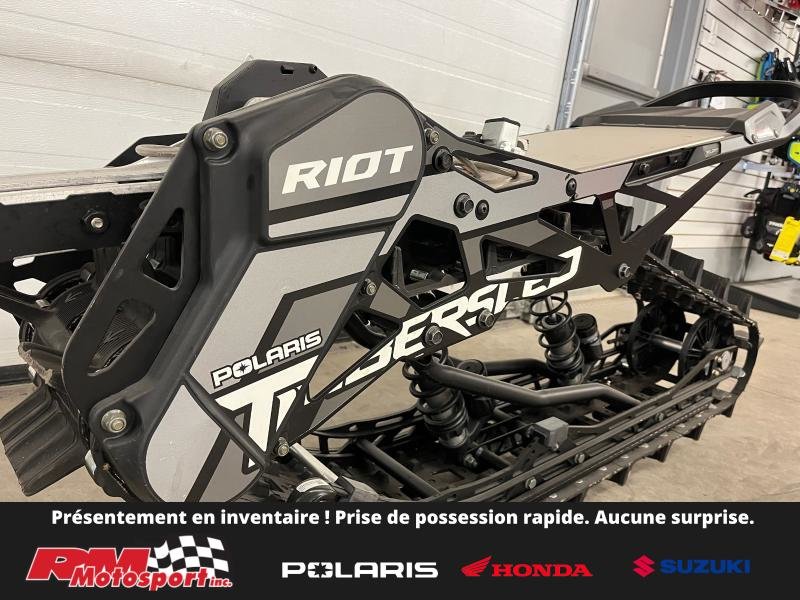 Polaris TIMBERSLED RIOT 120 S PREMIUM BLACK  2024