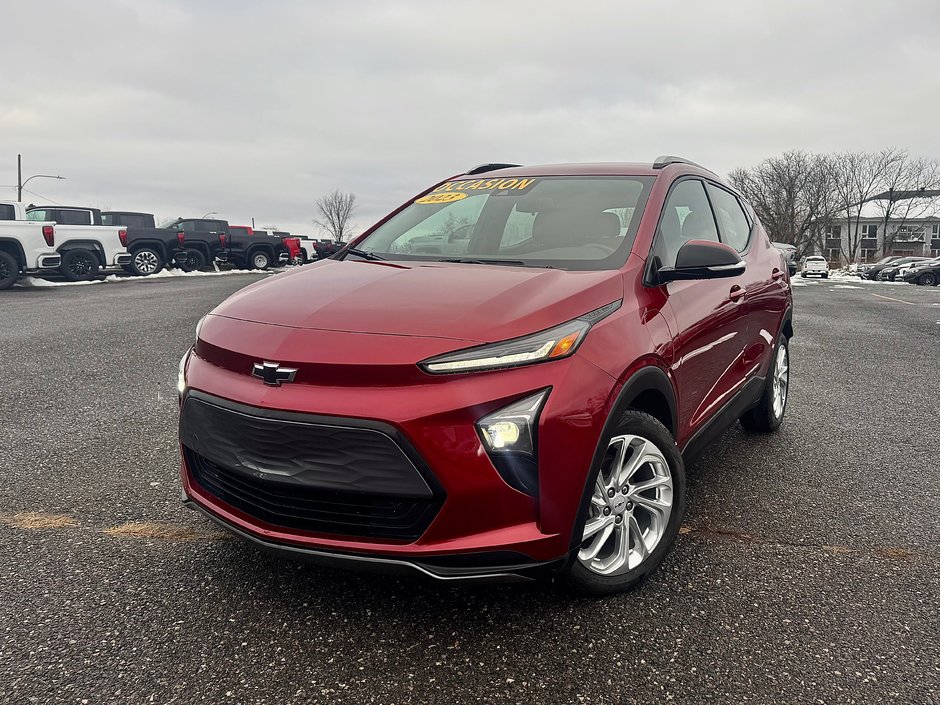 Chevrolet Bolt EUV LT 2023 à Cowansville, Québec - w940px