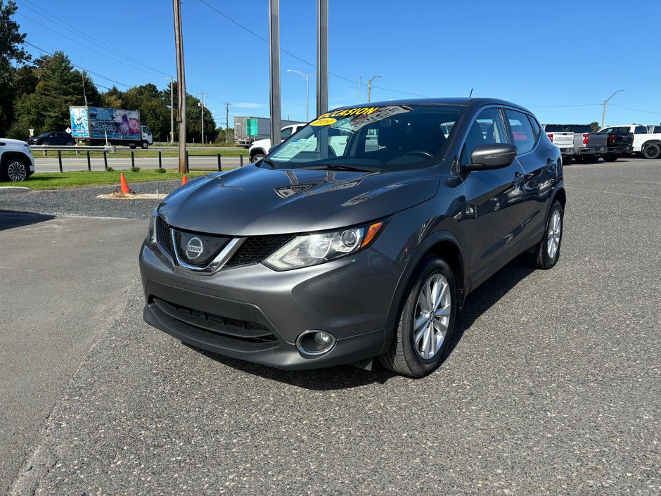 2019  Qashqai SV - AWD - Toit Ouvarant - Camera - Wow!! in Cowansville, Quebec - w940px