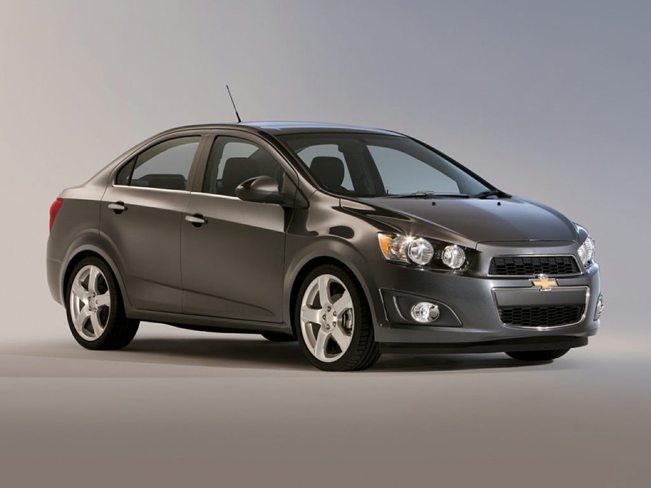 2016 Chevrolet Sonic LT | Cam | USB | HtdSeats | Cruise | TPMS