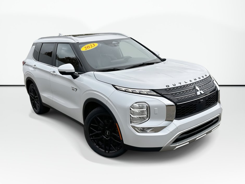 2023 Mitsubishi Outlander PHEV SEL | Leather | PanoRoof | Nav | Cam | HtdSeats in Saint John, New Brunswick
