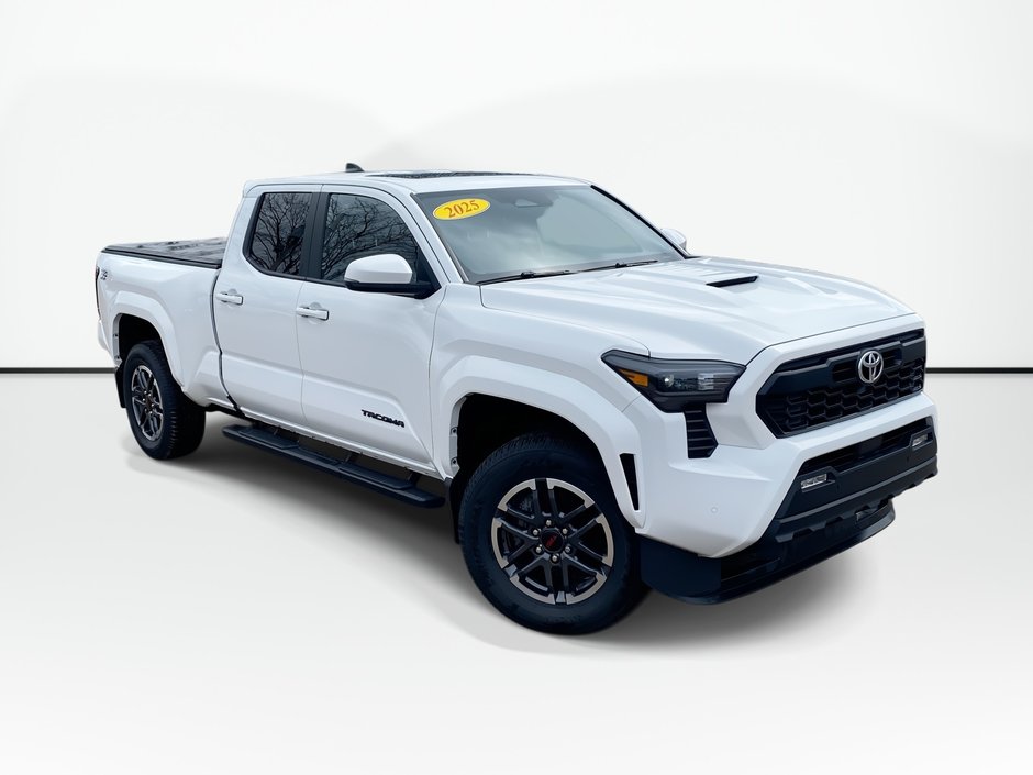 2025 Toyota TACOMA SR5 | 4WD | Cam | Cruise