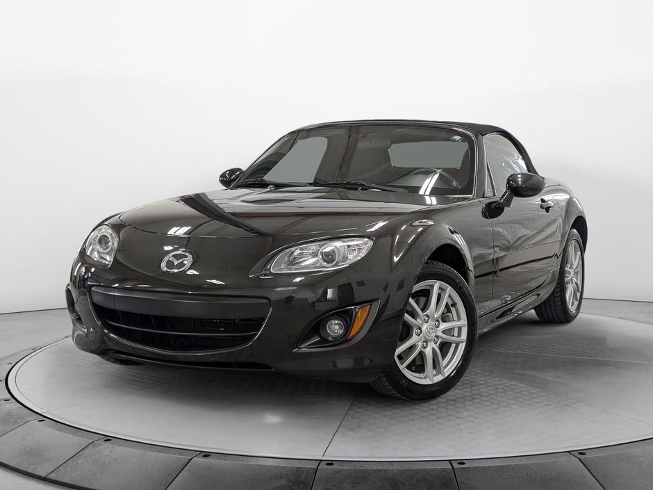 MX-5 GX 2011 à Sherbrooke, Québec - w940px