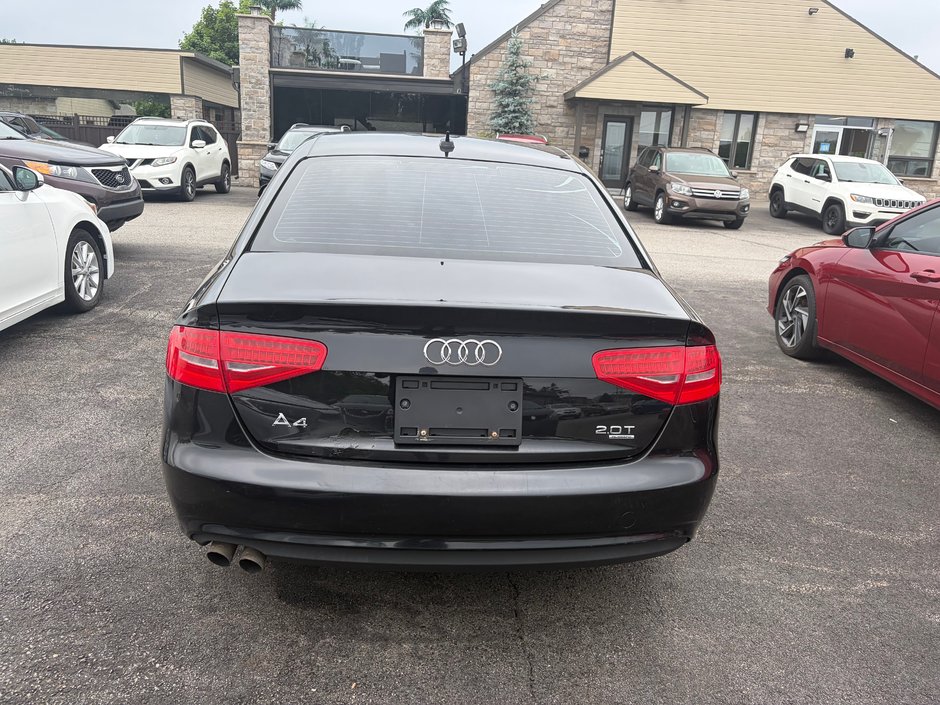 Audi A4  2013-4
