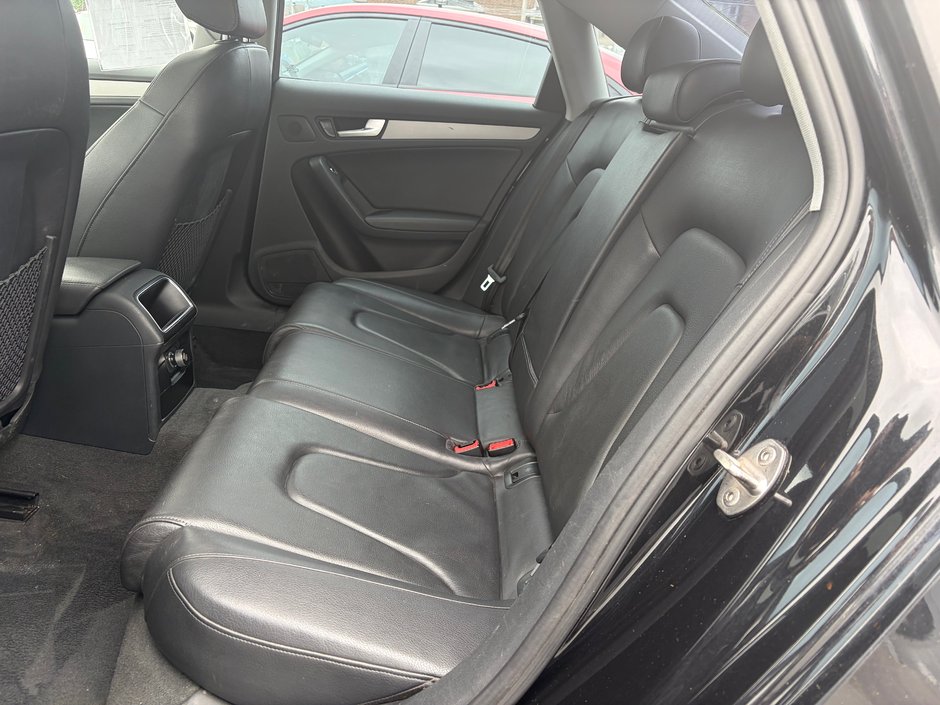 Audi A4  2013-7
