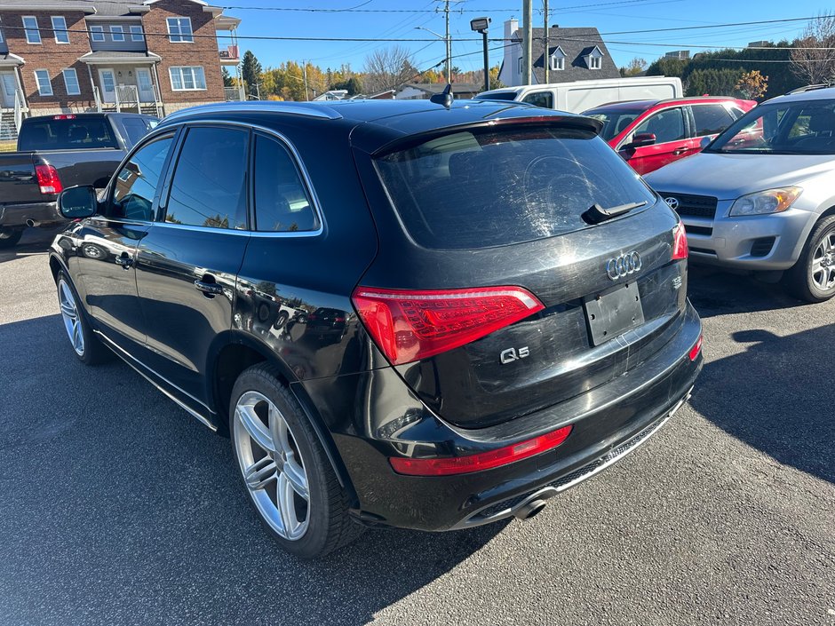 Audi Q5 3.2L Premium 2010-2