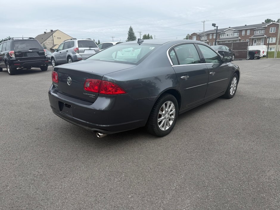 Buick Lucerne CXL 2011-2