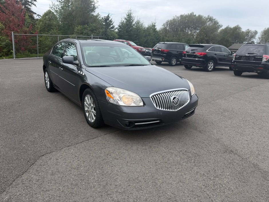 Buick Lucerne CXL 2011-0