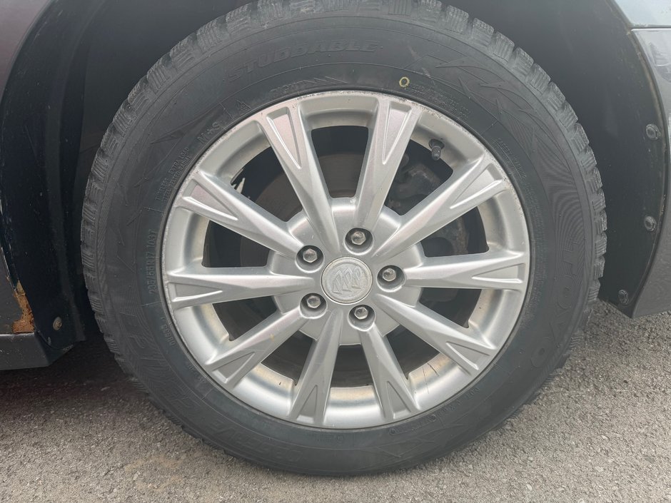 Buick Lucerne CXL 2011-15