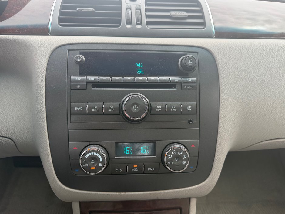 Buick Lucerne CXL 2011-13