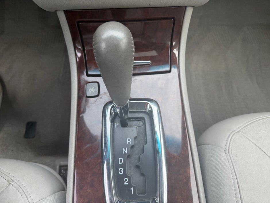 Buick Lucerne CXL 2011-14